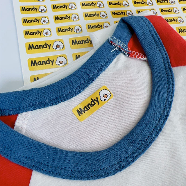 Aangepaste kledingstickers